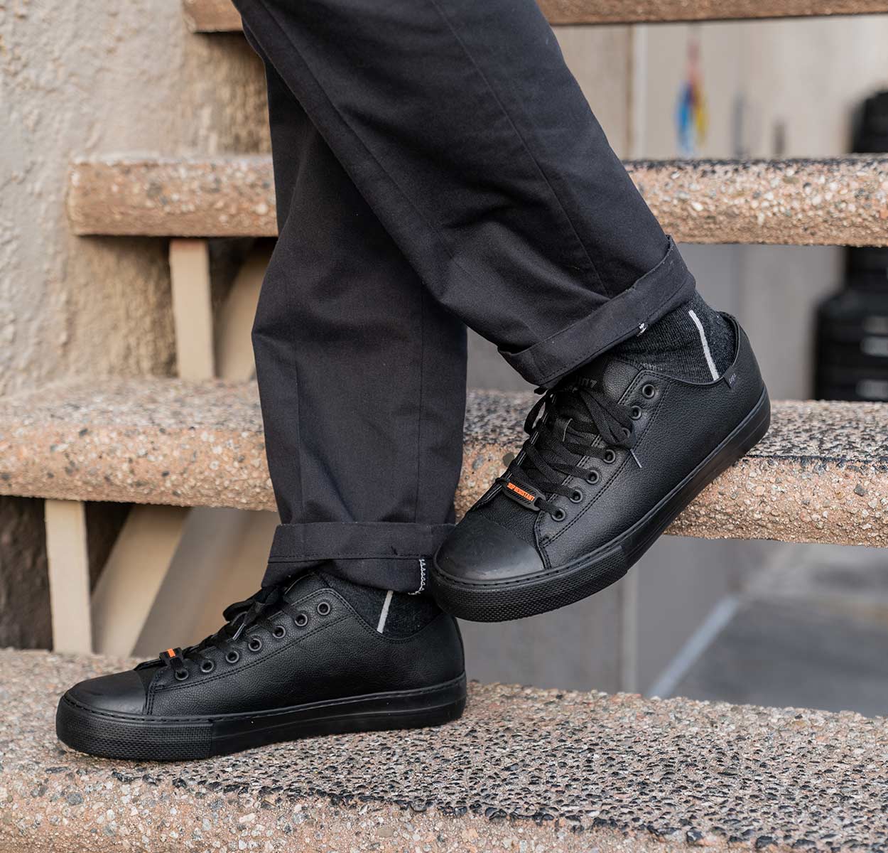 Men's Stagger Lo Slip Resistant Sneaker - Image 4