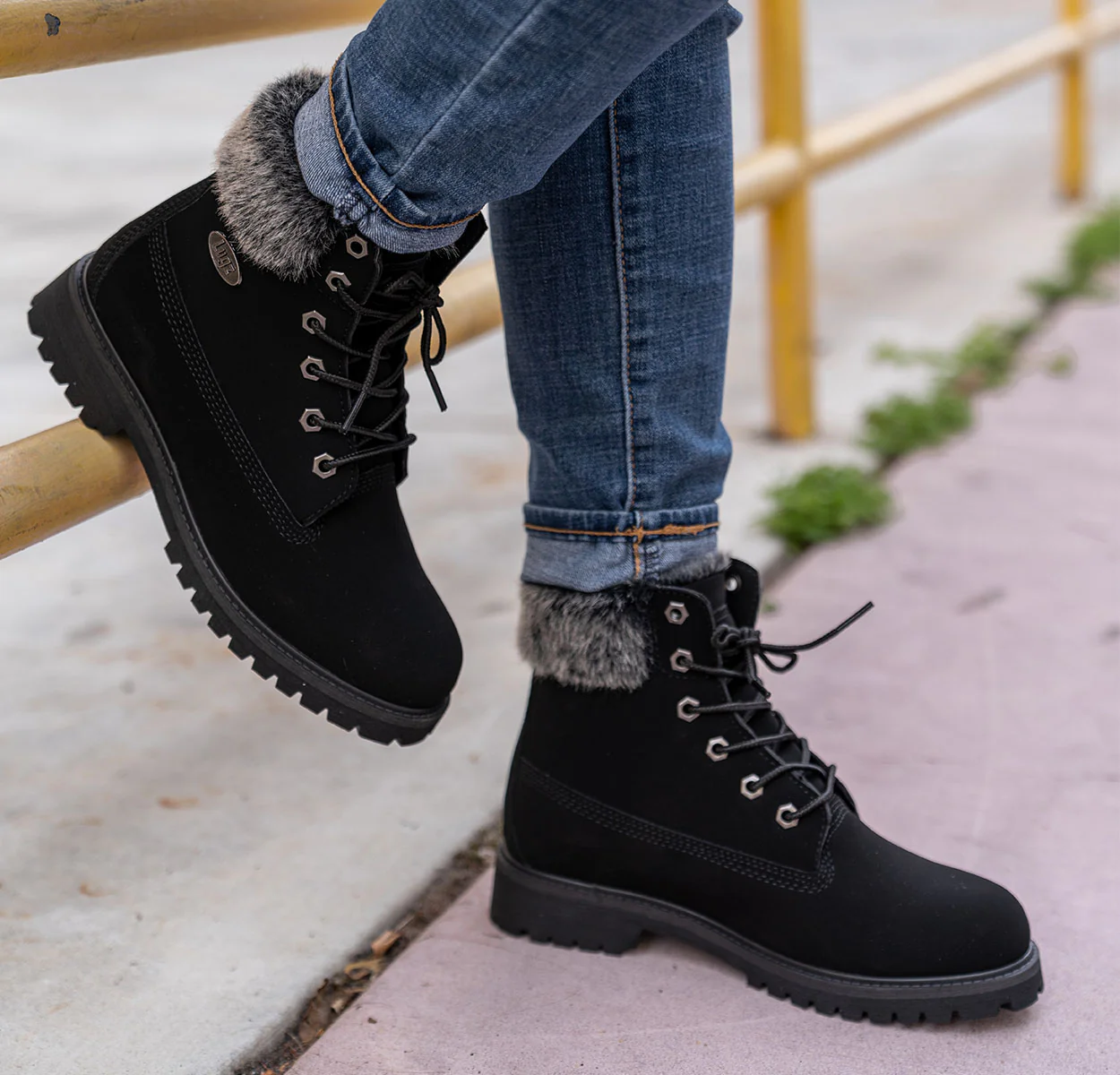 Women's Convoy Fur 6 Inch Boot - Image 6